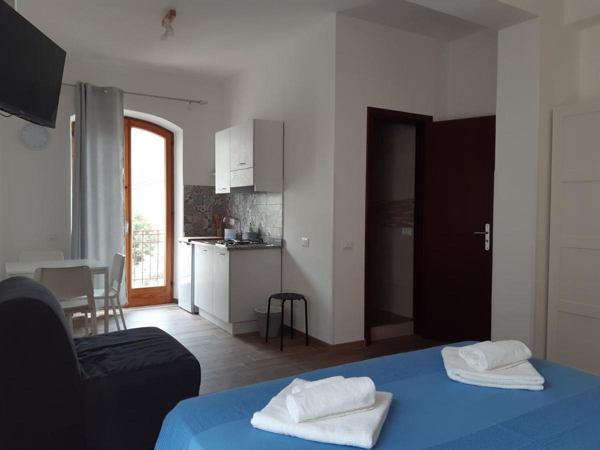 Casa "Paolo E Francesca" Monolocali Villa Scilla Eksteriør bilde