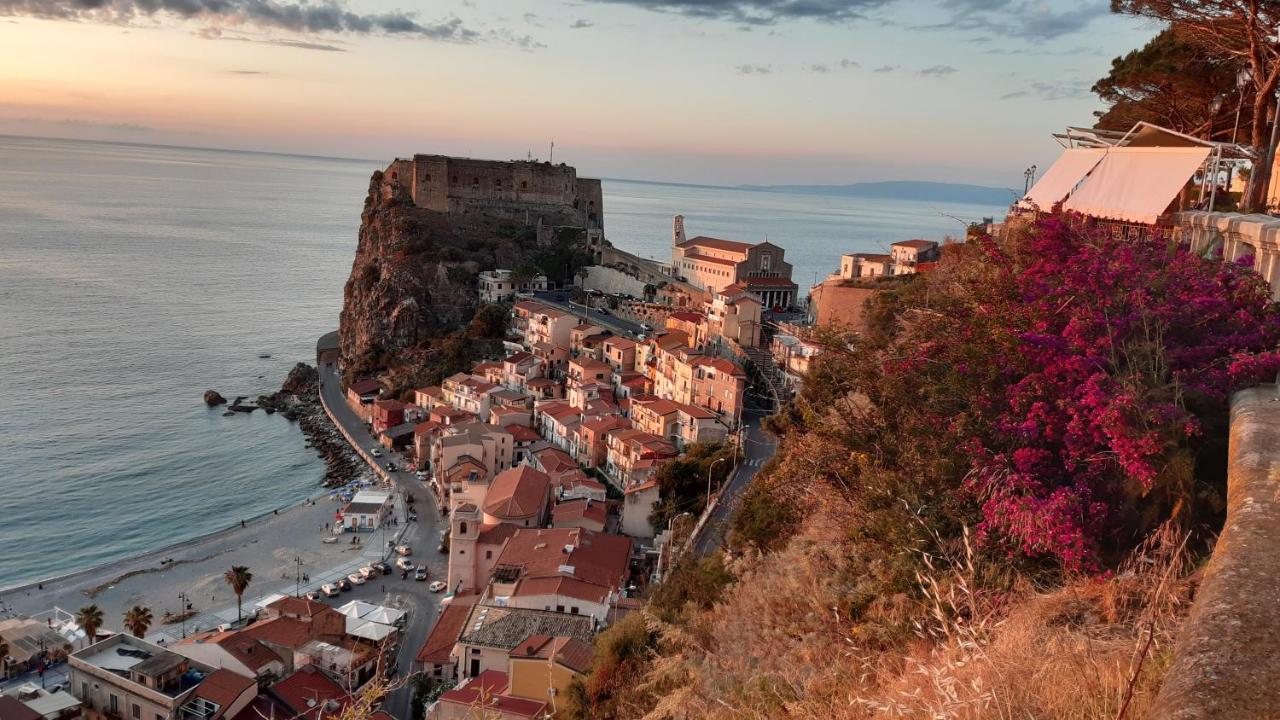 Casa "Paolo E Francesca" Monolocali Villa Scilla Eksteriør bilde