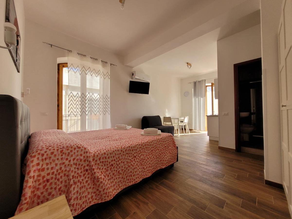 Casa "Paolo E Francesca" Monolocali Villa Scilla Eksteriør bilde