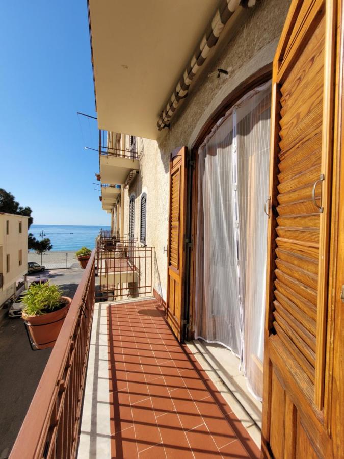 Casa "Paolo E Francesca" Monolocali Villa Scilla Eksteriør bilde